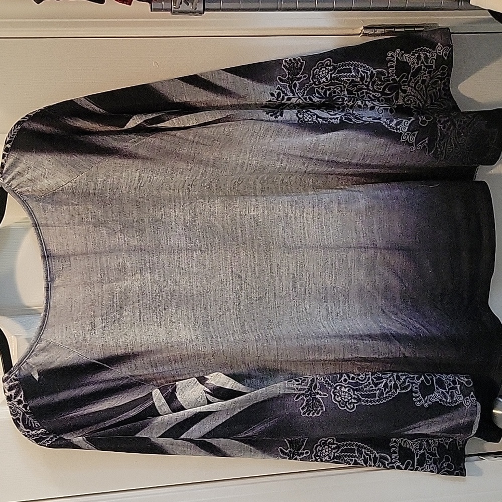 World Unity Embellished Top - Picture 6 of 7